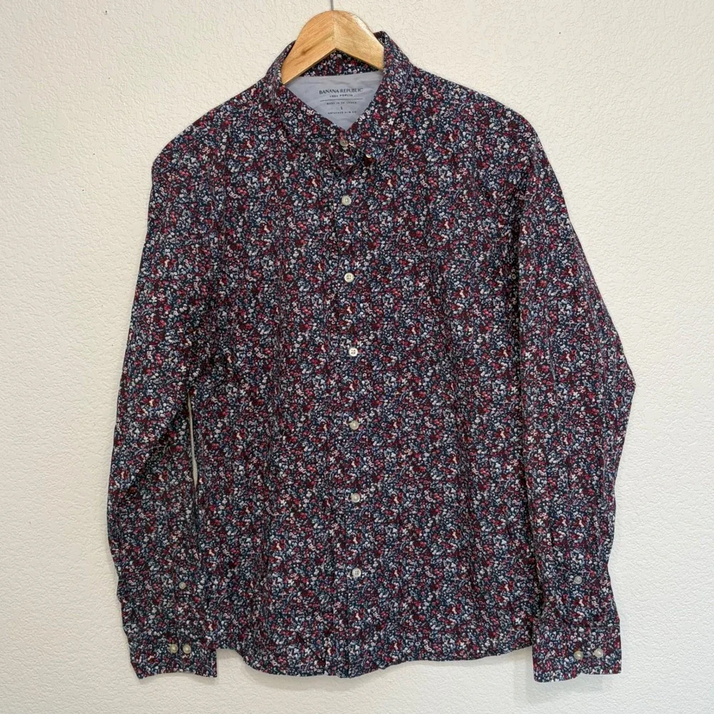 Banana Republic Luxe Poplin Shirt Mens Large Untucked Slim Fit Floral Red Blue